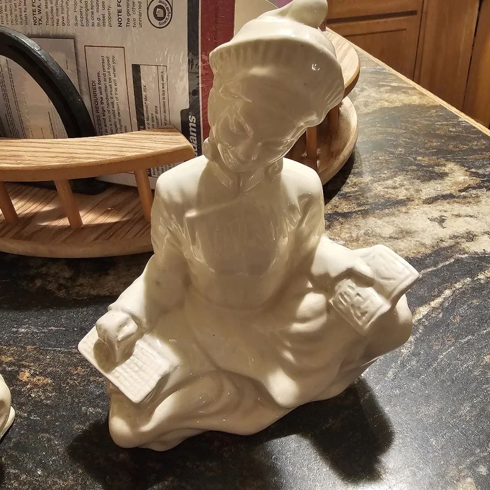 Elegant Cream Ceramic Figurines - Picture 3 of 5